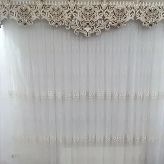 پرده و کتیبه