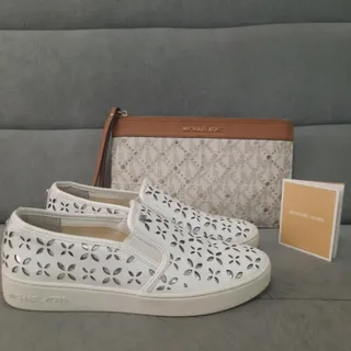 کفش مایکل کورس