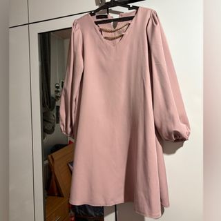 پیراهن دخترونه