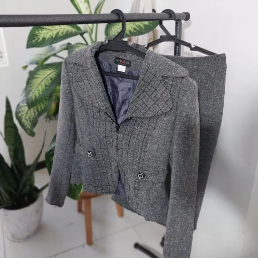 ست کت و دامن