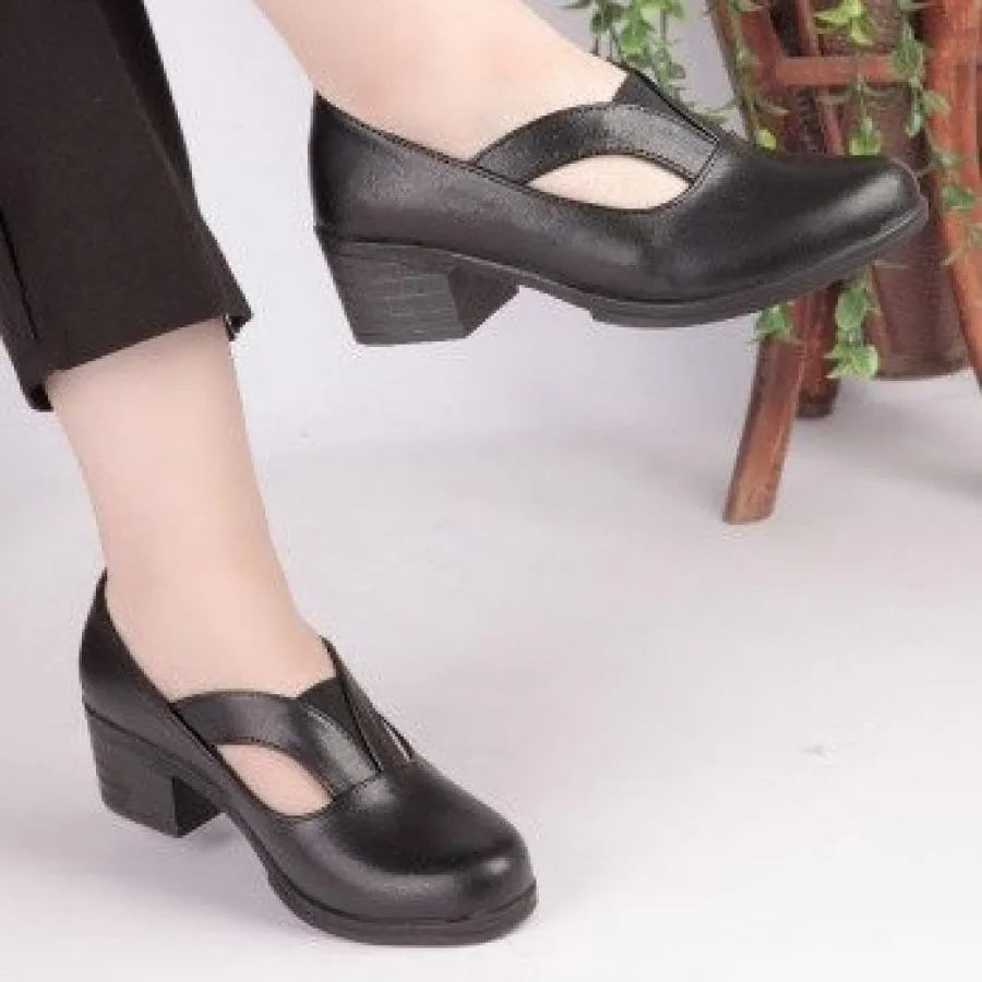 کفش پاشنه دار /‌ اداری