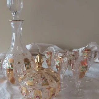 جام و تنگ طلاکوب