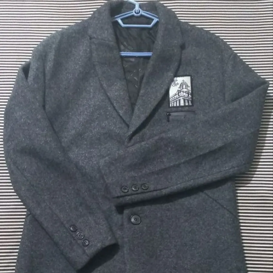 نیم پالتو برندVOGUE