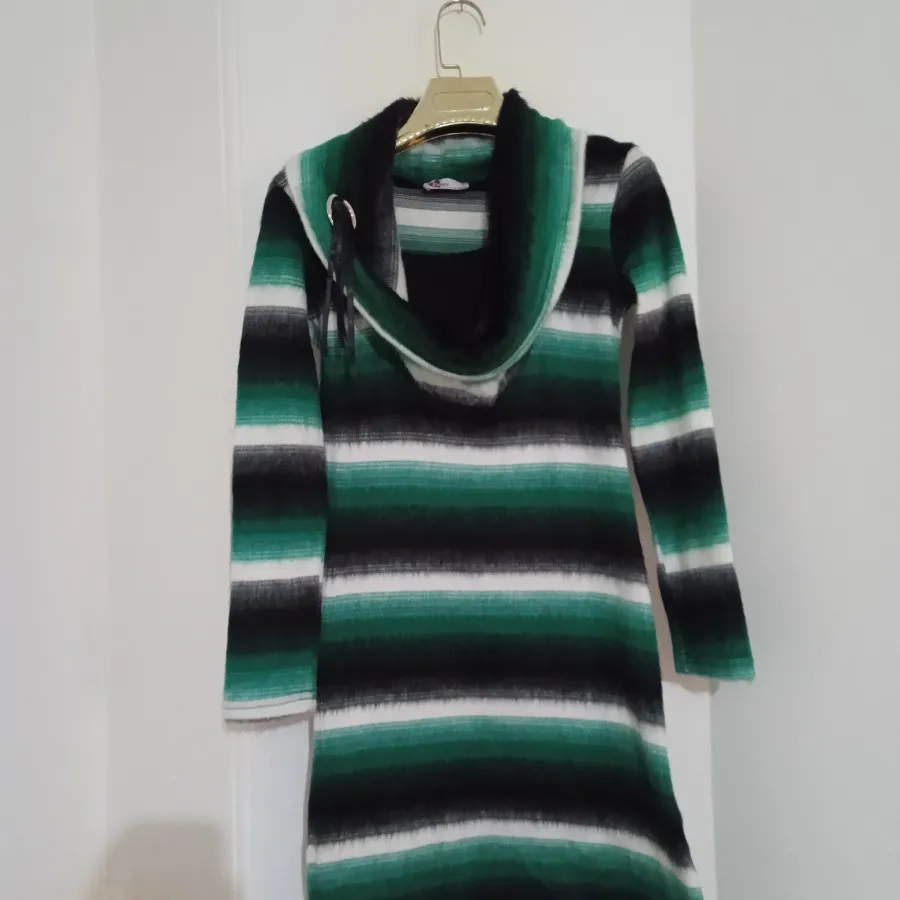 پیراهن موهر