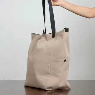 کیف 2 رو کرم و مشکی