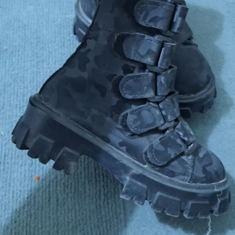 نیم بوت بچگانه