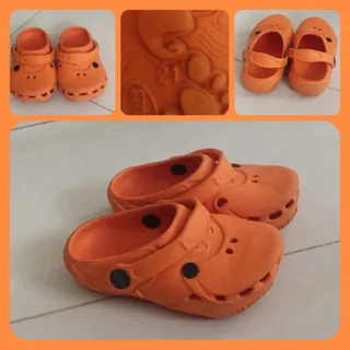 دمپایی خارجی