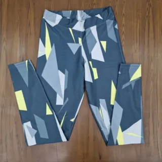 لگ ورزشی زنانه