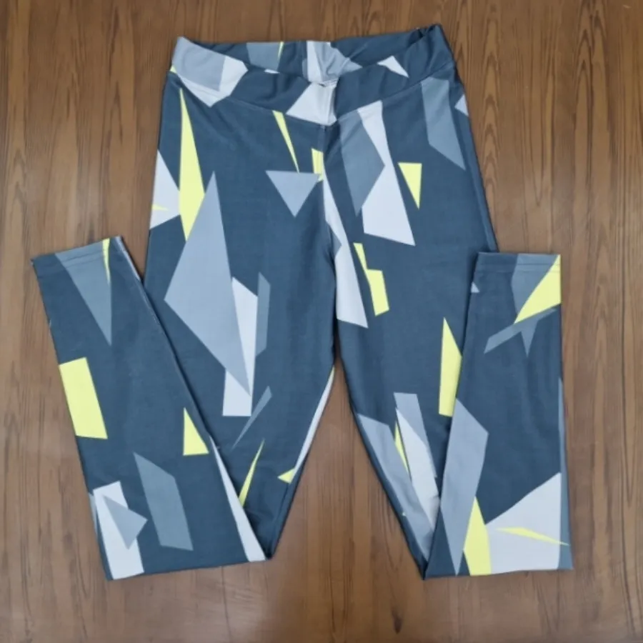 لگ ورزشی زنانه