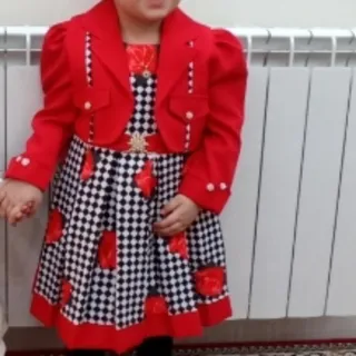 پیراهن دخترانه