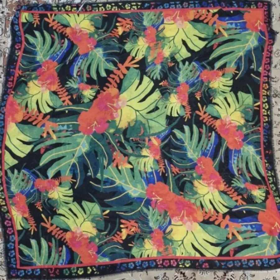 روسری نخی زنانه