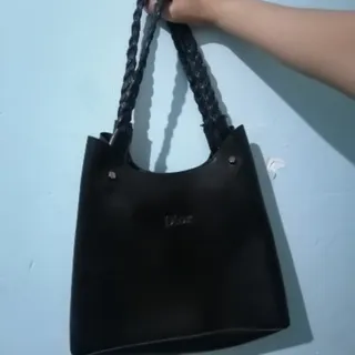 کیف مشکی دیور
