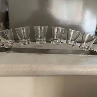 6 عدد پیک وی ام اف