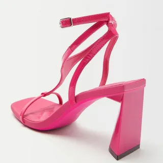 کفش پاشنه بلند