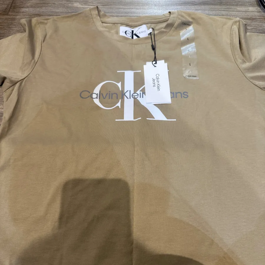 تیشرت زنانه