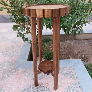 میز یا استند گلدان