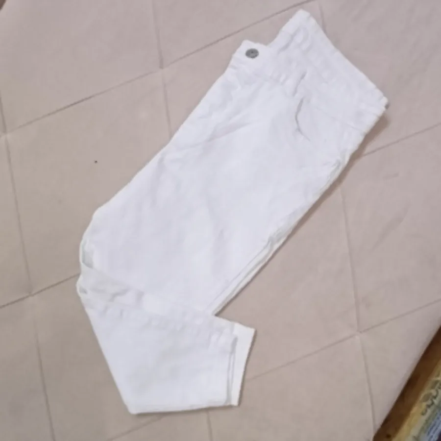 شلوارک زیر زانو