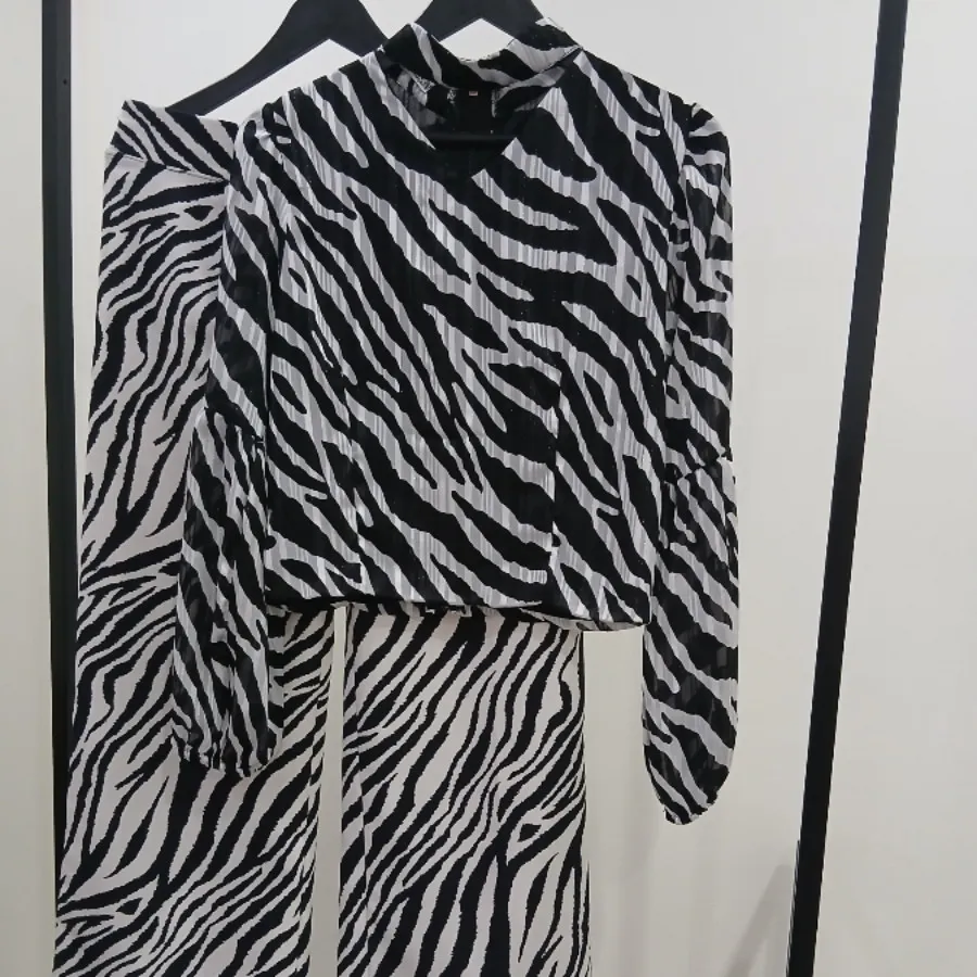 ست زنانه مجلسی