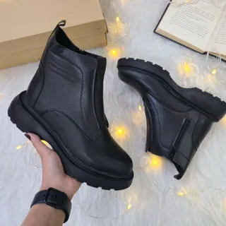 بوت مدل هایلو