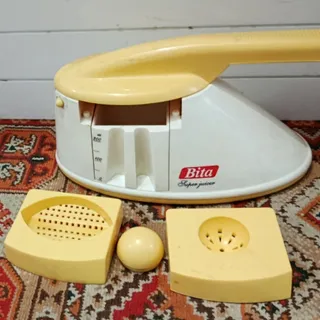 ابمیوه گیری بیتا