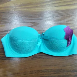 سوتین دکلته