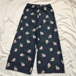 شلوار جین سرمه ای