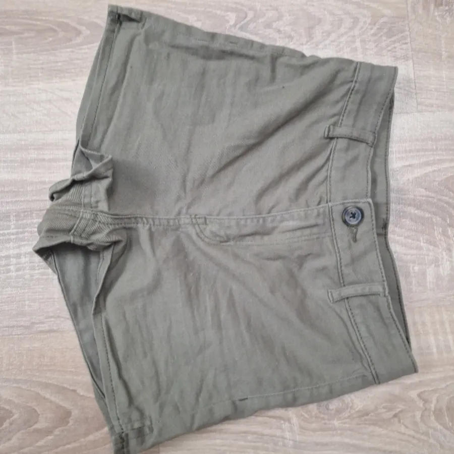 شلوارک جین سبز یشمی