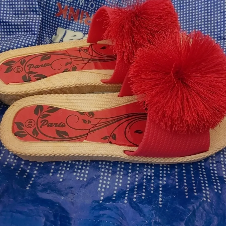 دمپایی روفرشی