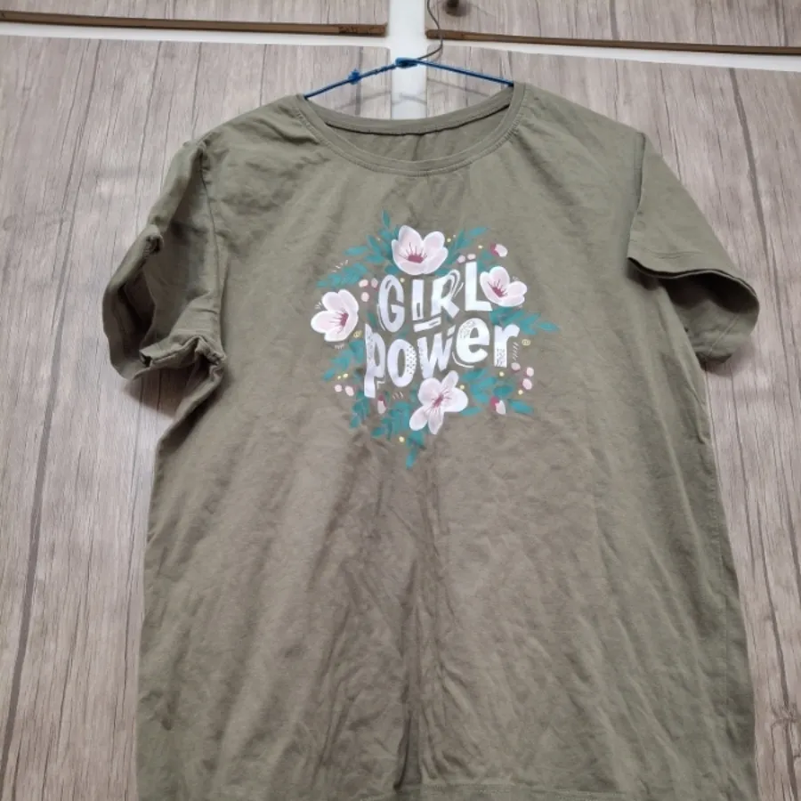 تیشرت سایز 42