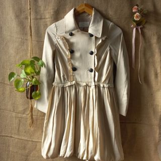 مانتو عروسکی