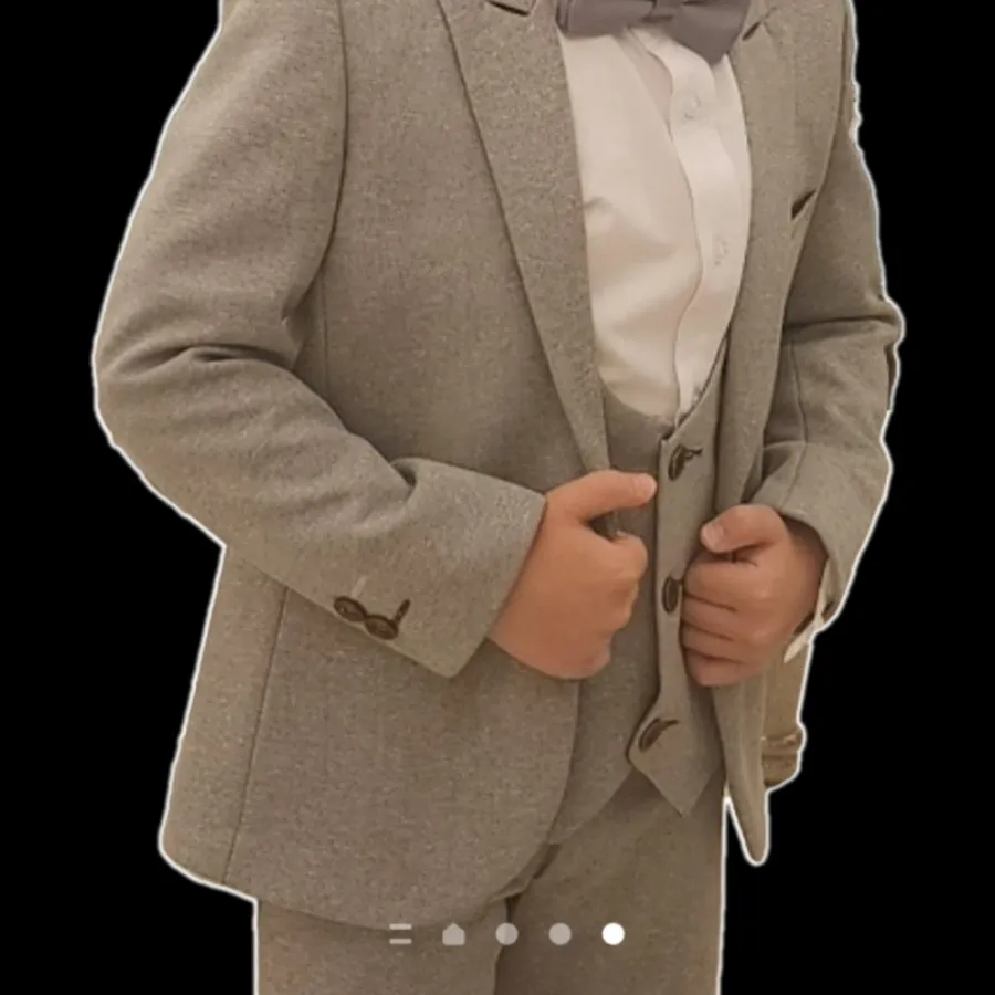 لباس بچگانه