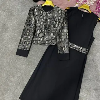 کت و سارافون