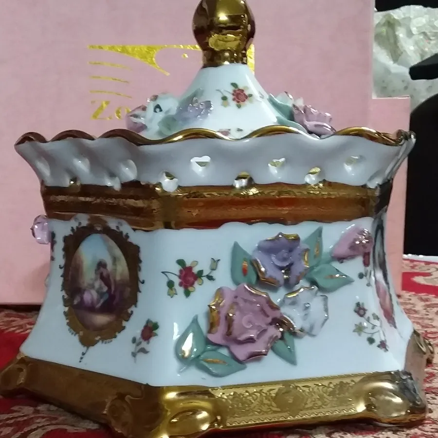 #شکلات خوری گل برجسته