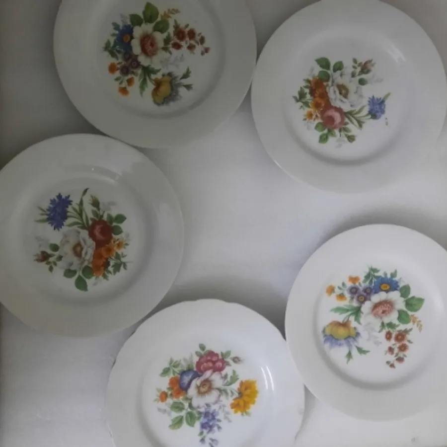 بشقاب دیواری