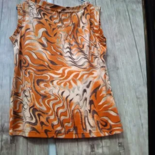 تاپ و شلوارک سایز 44