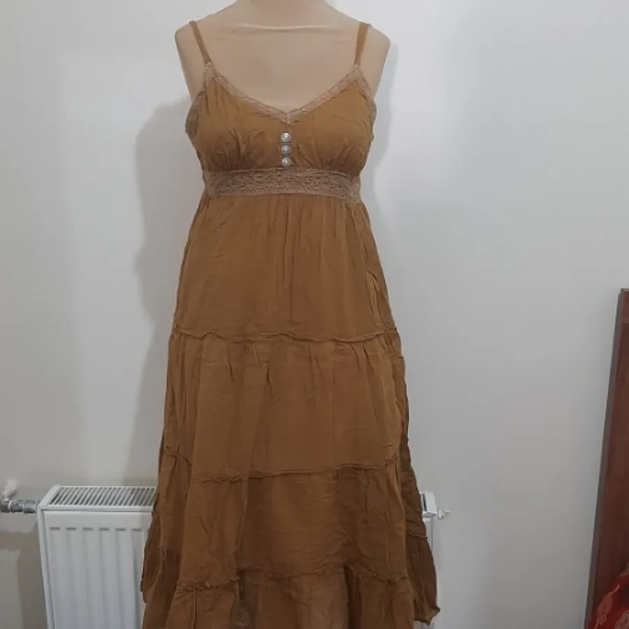 پیراهن زنانه