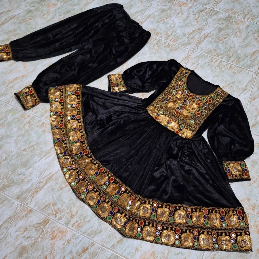 ست لباس سنتی بلوچی