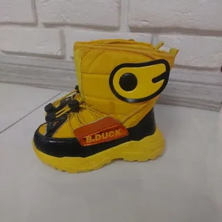 بوت بچگانه اورجینال