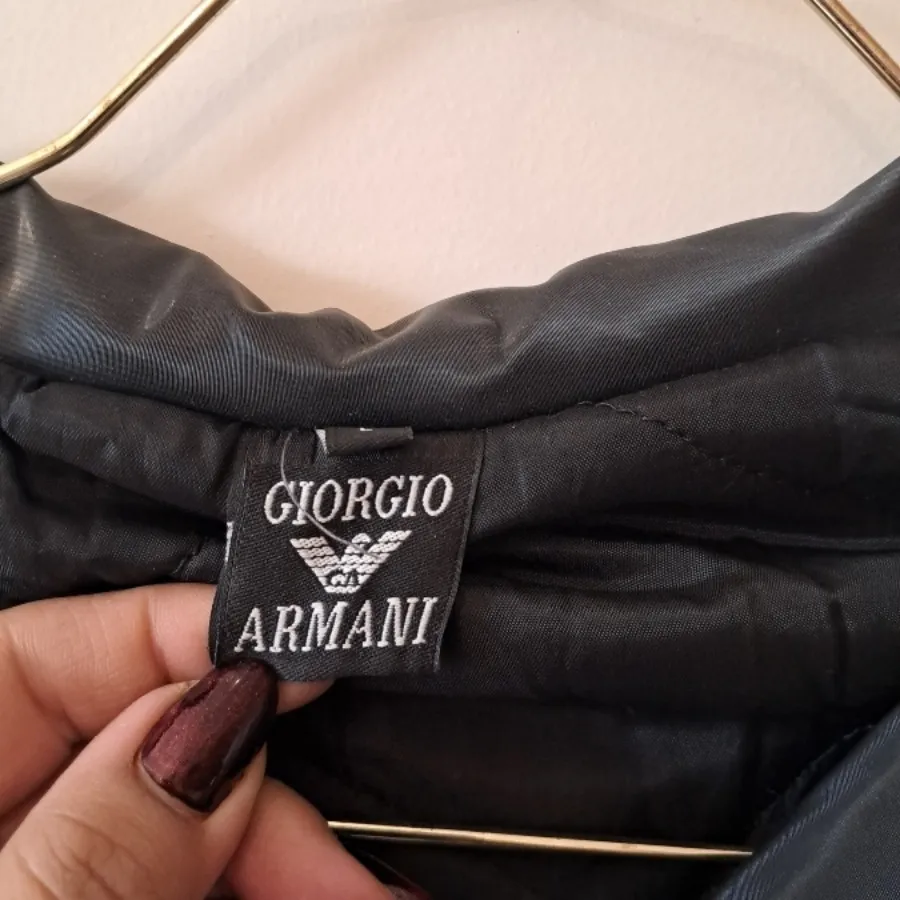 کاپشنت برند آرمانی