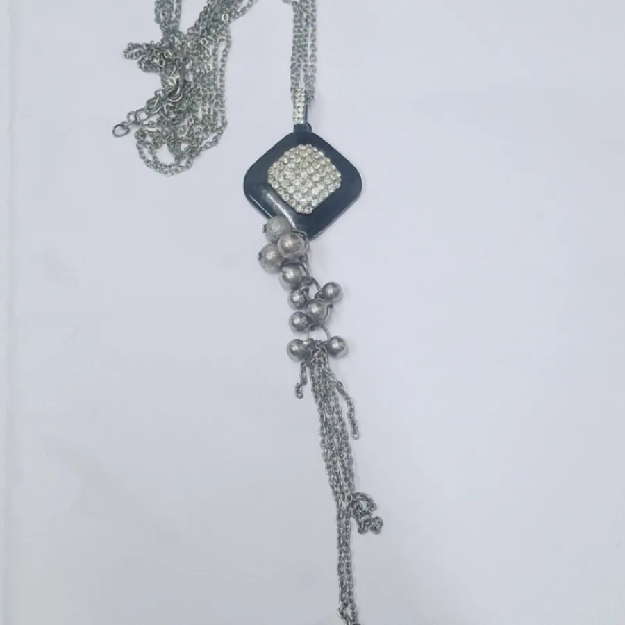 گردنبند رولباسی کم نظیر