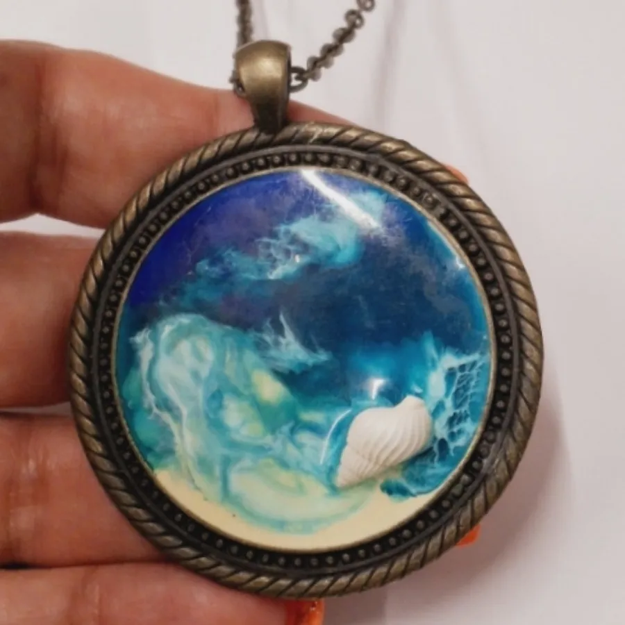 گردنبند رولباسی  طرح دریا