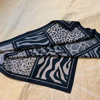 مینی اسکارف پلنگی