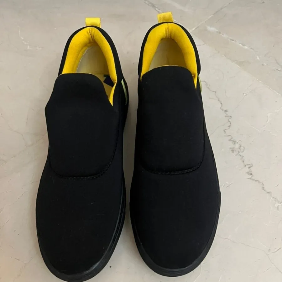 کتونی برند بنتون از ترکیه