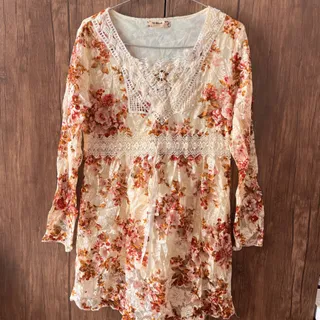 پیراهن زنانه