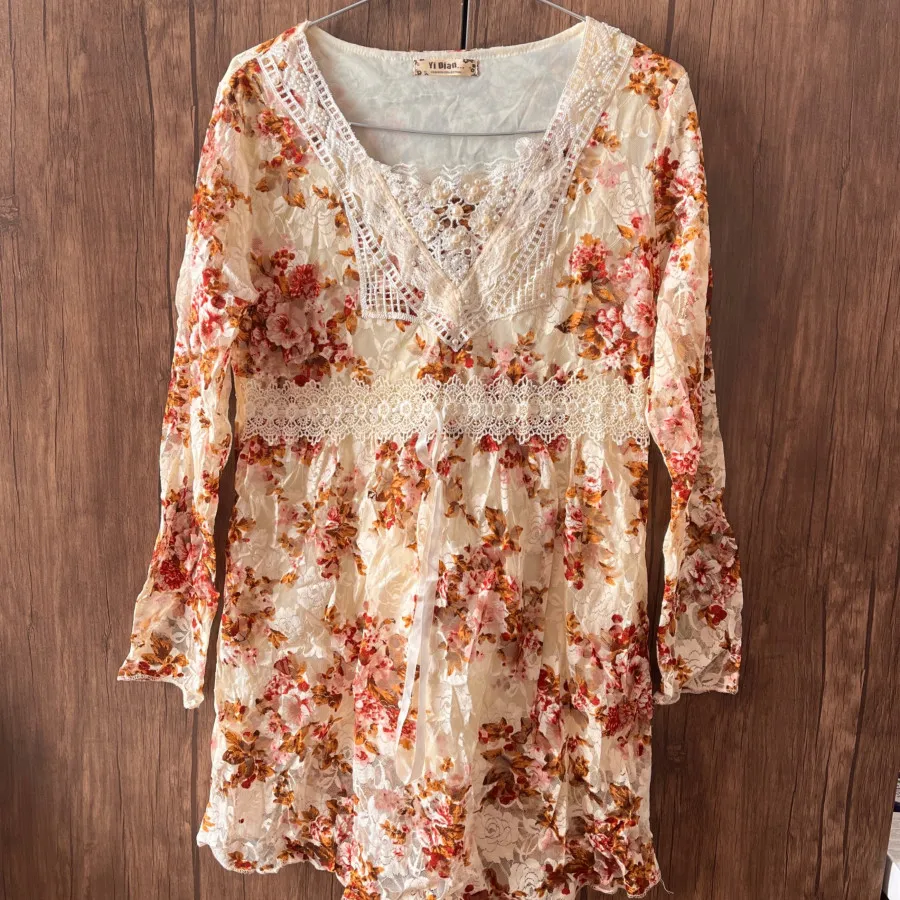 پیراهن زنانه