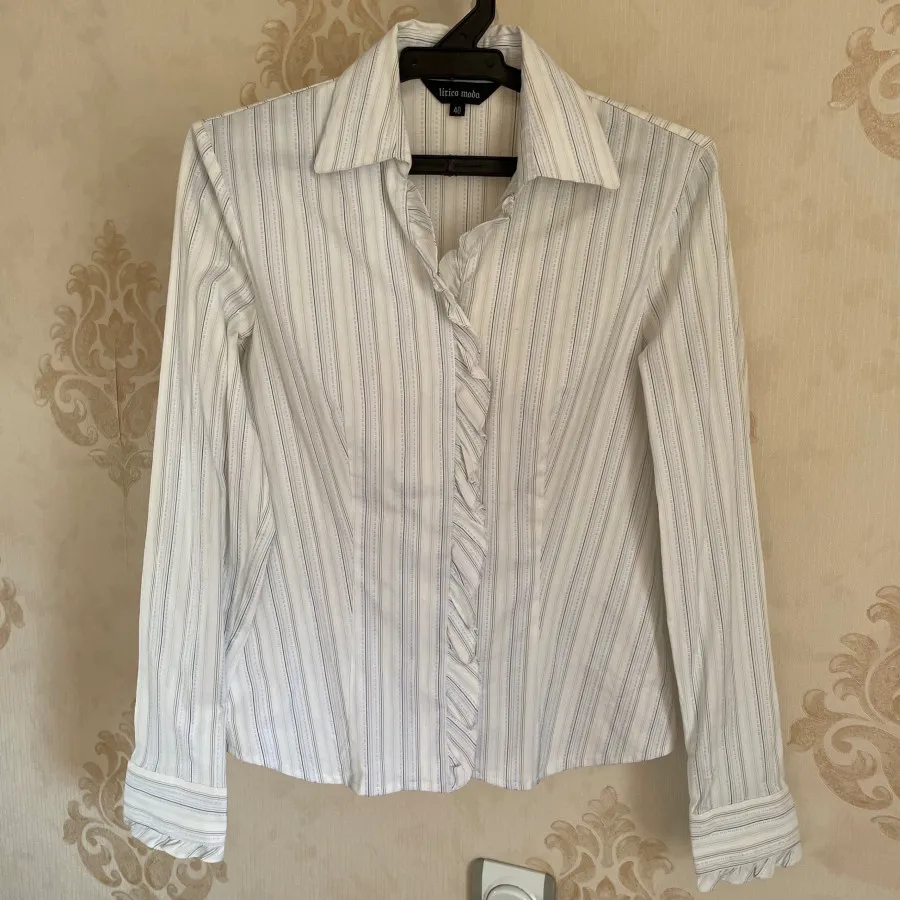 شومیز راه راه سفید