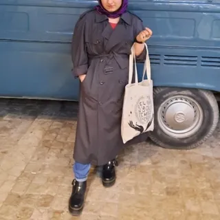 ترنچ کت خاکستری