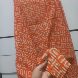 شال نارنجی شیک