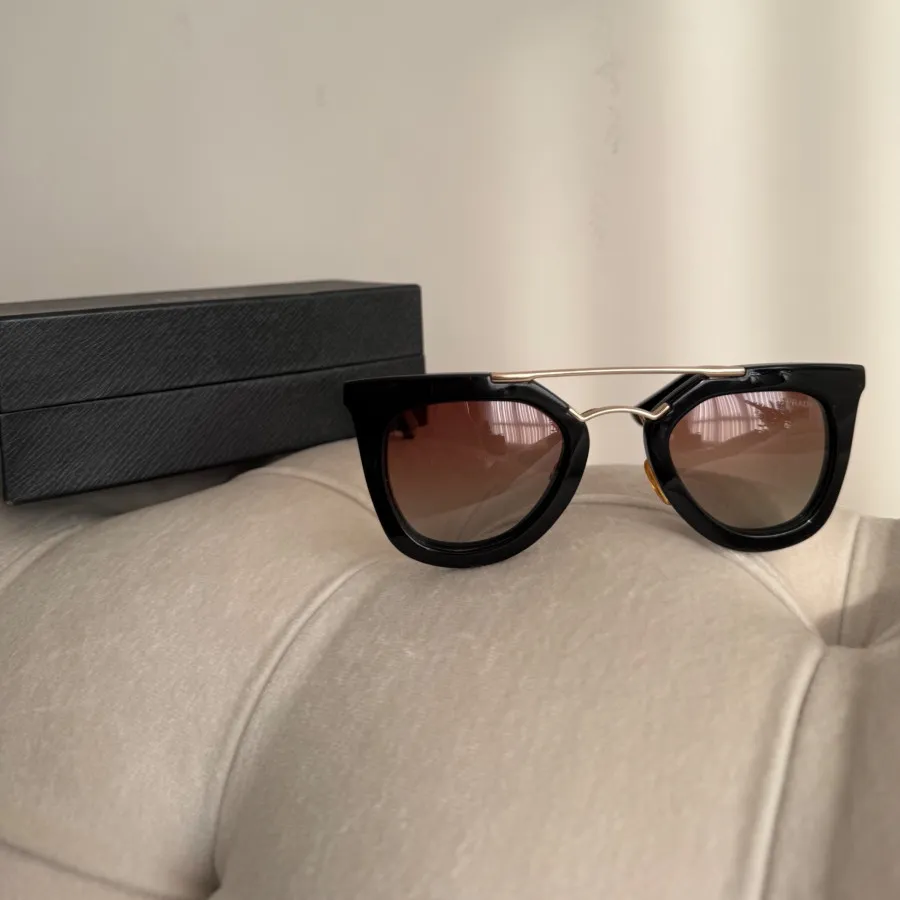 عینک پرادا اورجینال