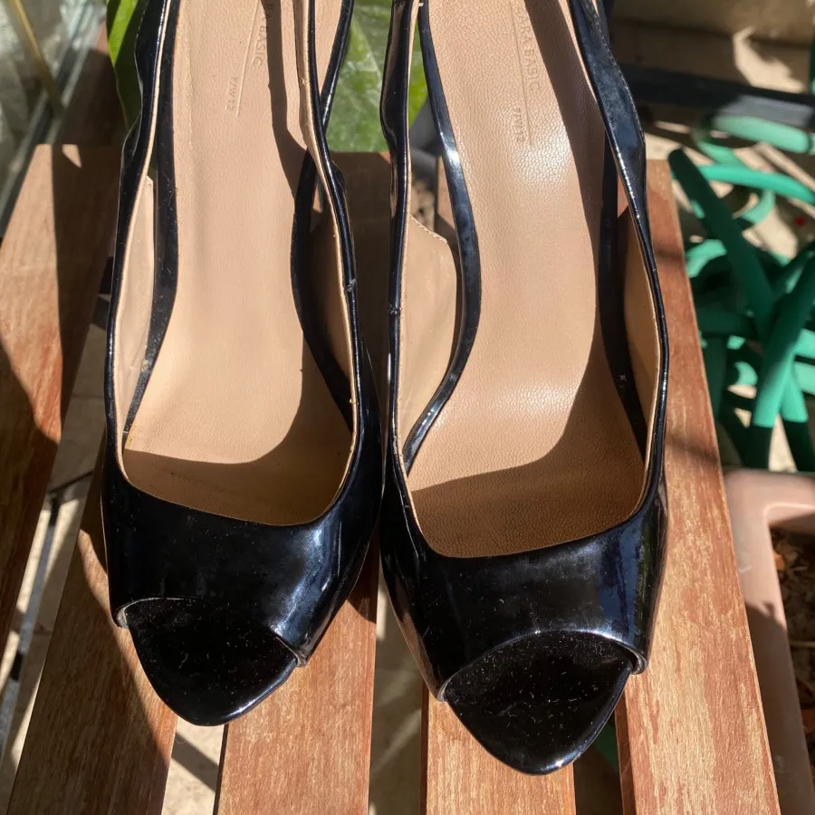 کفش زارا ورنی